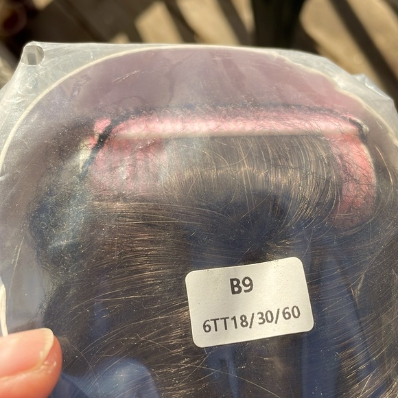 NWT ombré topper brown blonde ends blended hair rounded bangs center parting - Picture 9 of 15